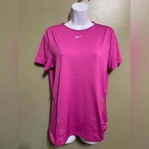 Women’s Nike T-Shirt, Pink, Size‎ L